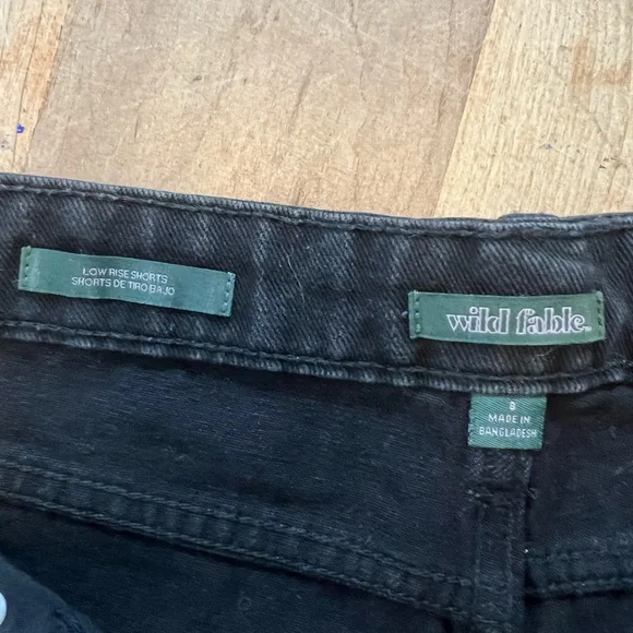 Wild Fable Black Denim Women's Shorts distressed low rise y2k - Picture 3 of 7